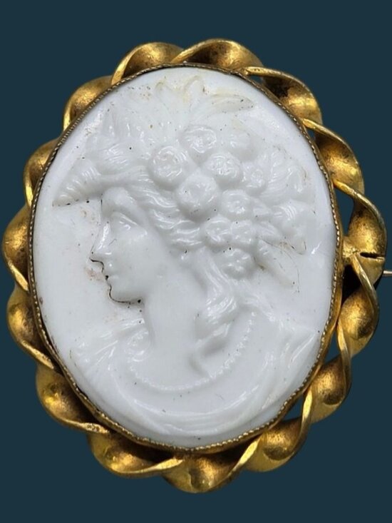 Source Unknown Jewelry - Antique Victorian Cameo Brooch Glass Paste Profile Gold Gilt Twist Frame c. 1870
